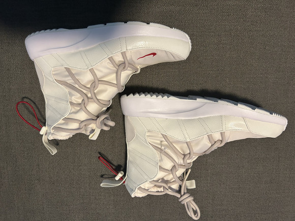 nike tanjun high rise women's shoe